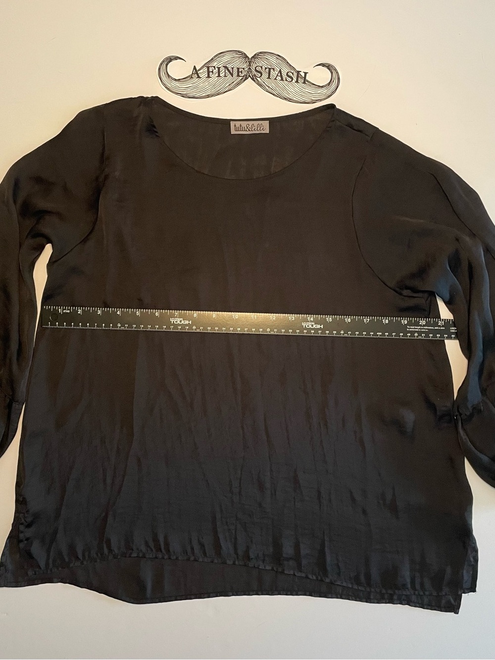 Tutu & Lilli Lauren Silky Black Balloon Sleeve Top Scoop Neck Women Small